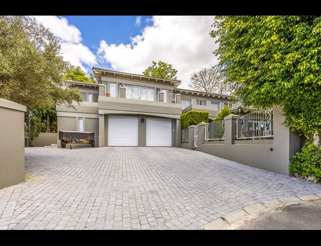 4 BEDROOM HOUSE FOR SALE IN EVERSDAL HEIGHTS